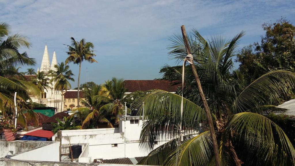 Niya Nest Homestay Kochi Екстериор снимка